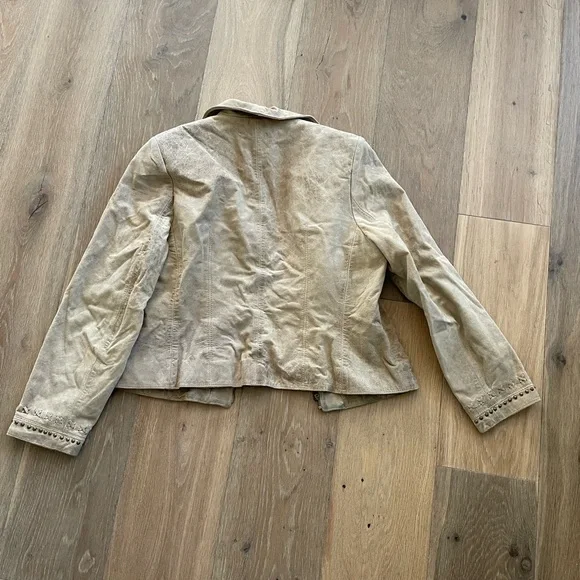 Double D Ranch Taupe Suede Jacket Whipstitch Studs - Picture 15 of 16